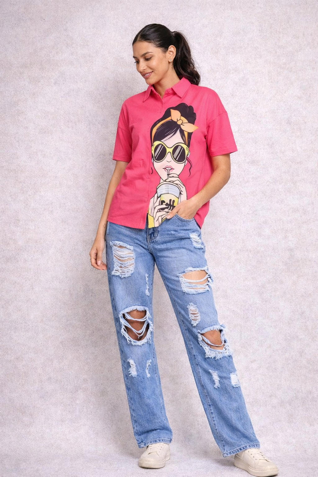 Pink Graphic Shirt with Ripped Jeans Outfit for Women – Casual Street Style Look